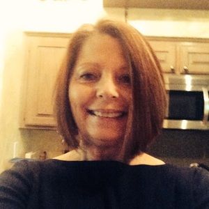 Meet your Posher, Denise